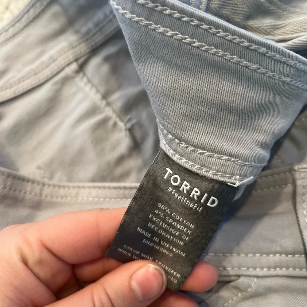 Torrid feel the fit gray pants‎ size 14